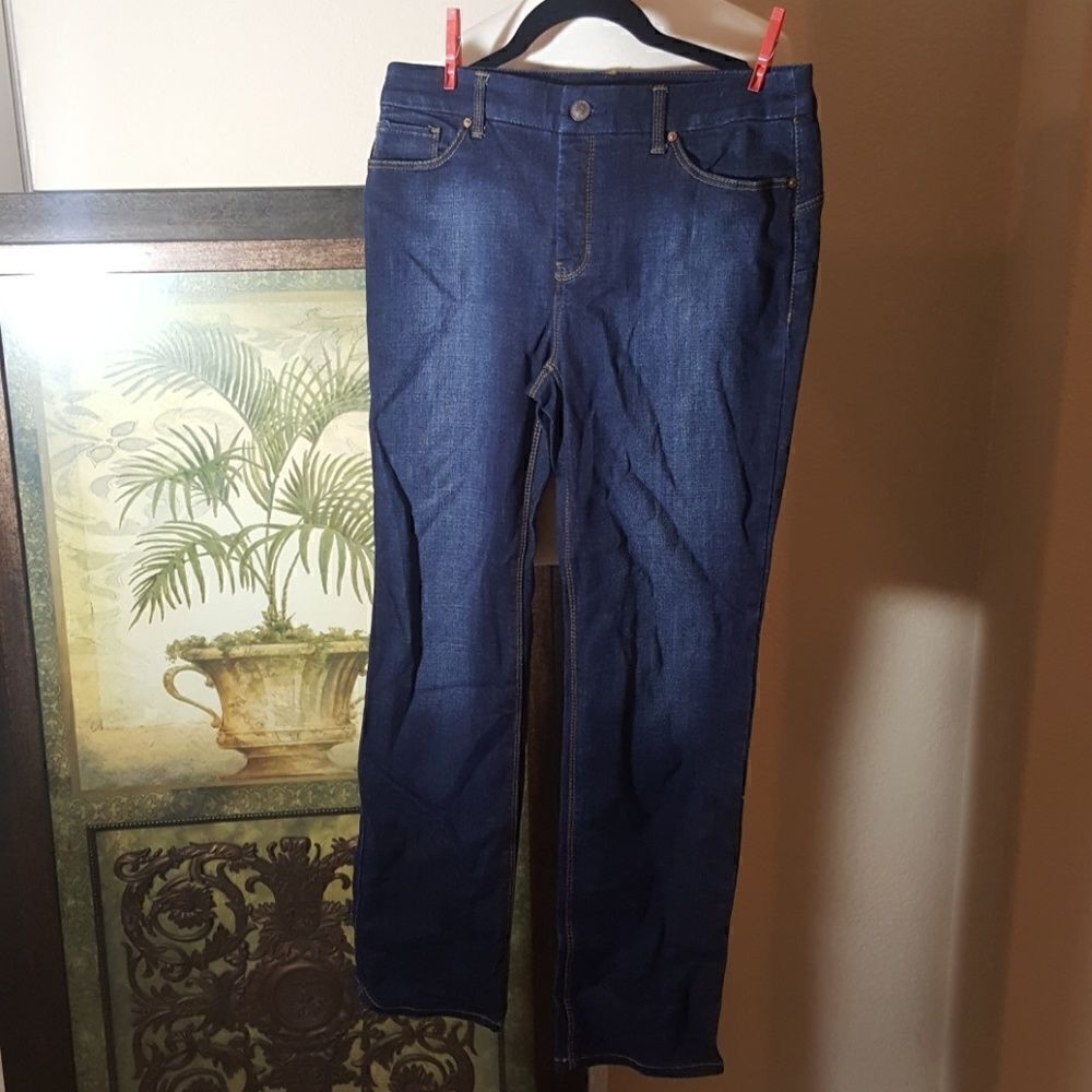 CHICO'S So Slimming Jeans - Size 0 Short‎